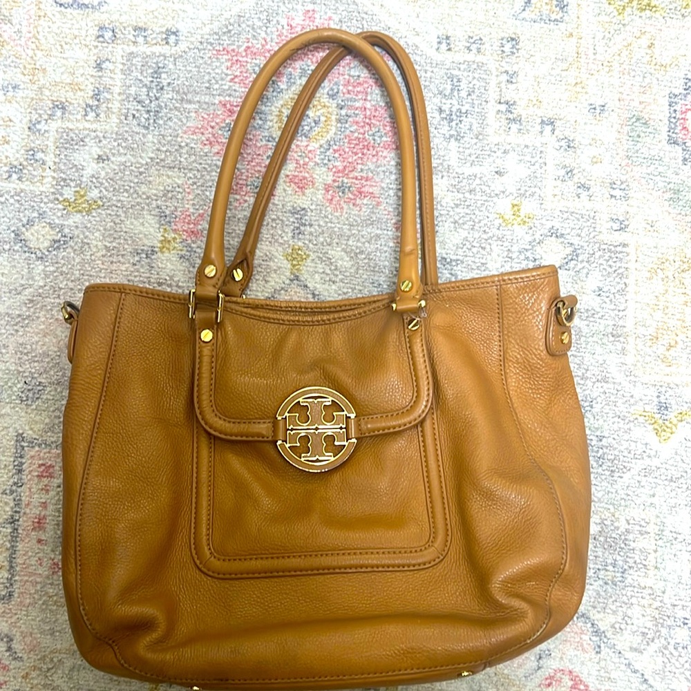 Tory Burch Amanda Hobo